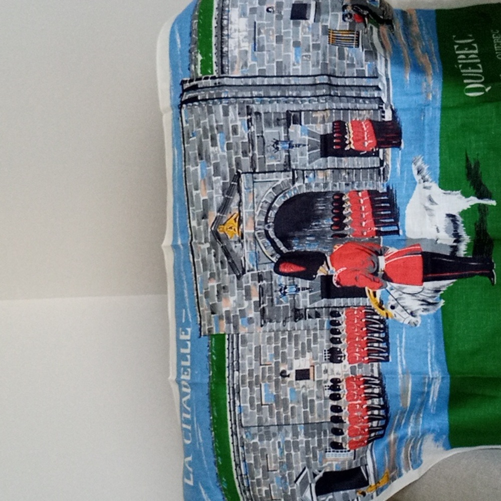Lamont La Citadelle Quebec - The Citadel Quebec All Pure Linen Tea Towel